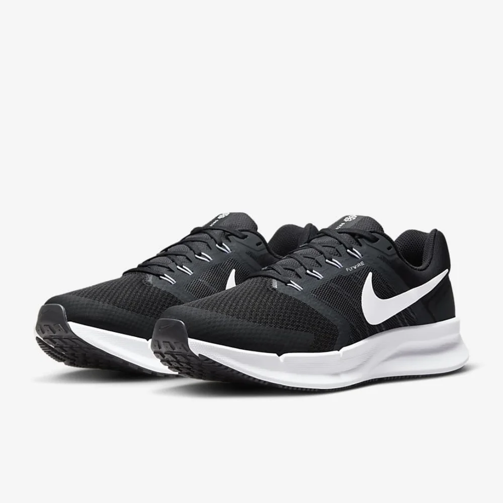 NWOT Nike Run Swift 3 Men's Road Running Shoes
